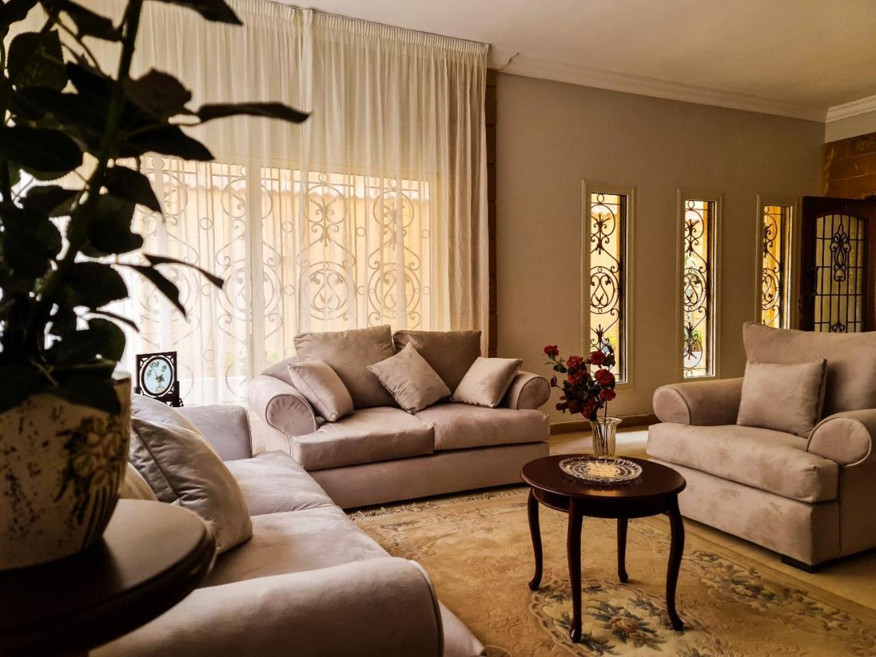 700m Modern With Private Garden In New Apartment