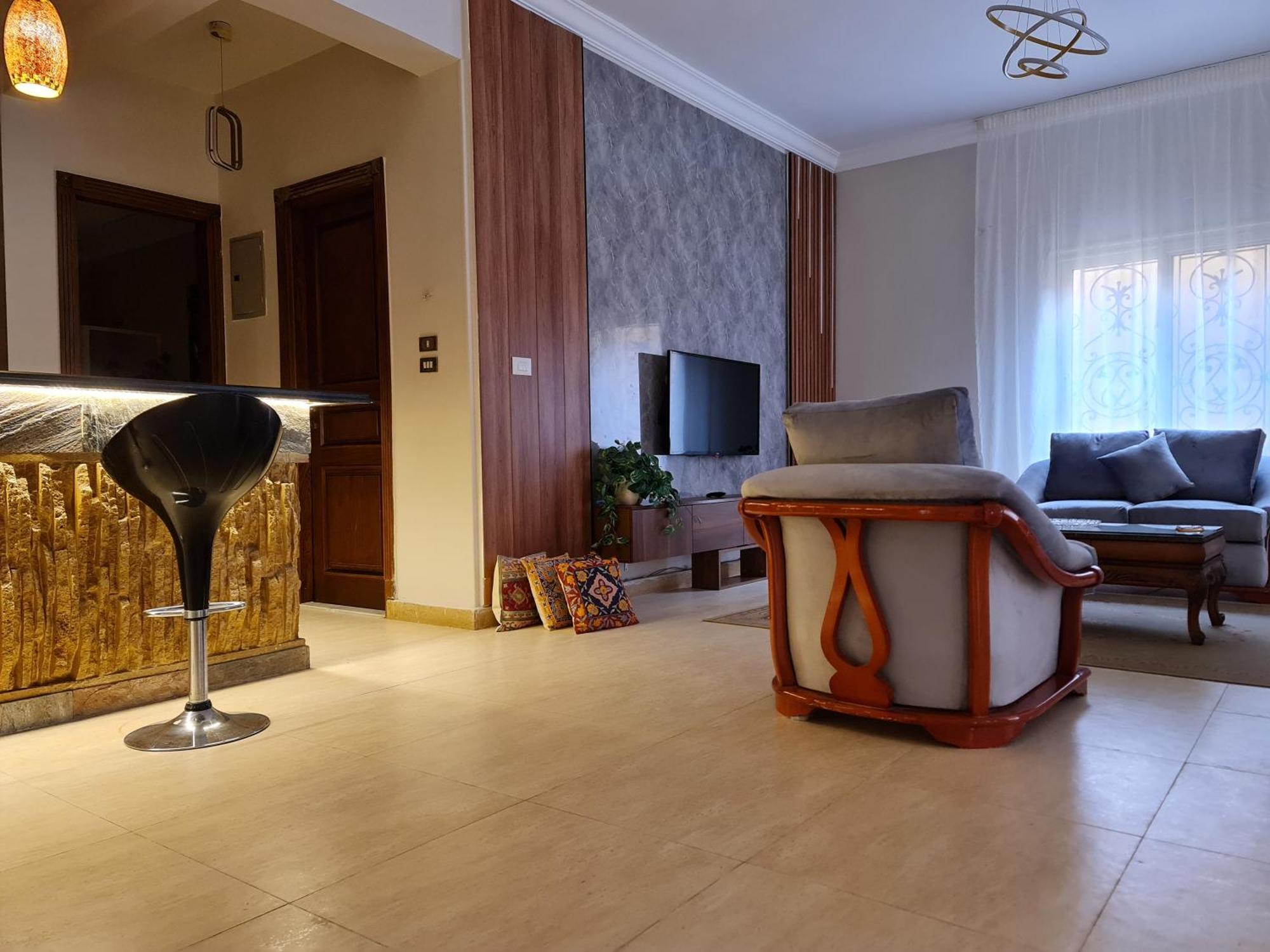 Apartment 700m Modern With Private Garden In New Cairo